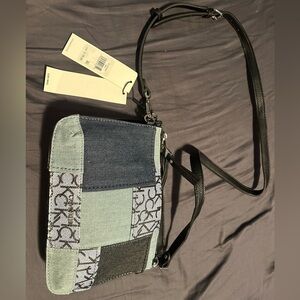 Calvin Klien 2 in 1 Crossbody bag